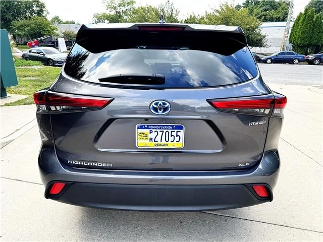 2021 Toyota Highlander - Image 4 of 21