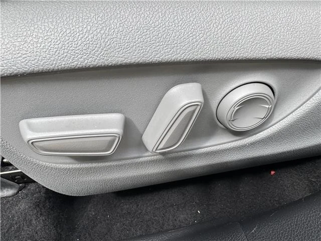 2021 Toyota Highlander - Image 12 of 21