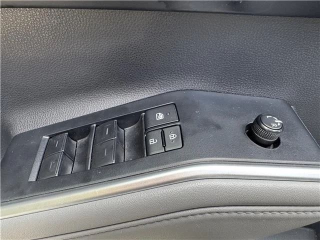 2021 Toyota Highlander - Image 11 of 21