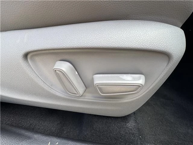 2021 Toyota Highlander - Image 14 of 21