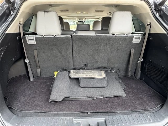 2021 Toyota Highlander - Image 20 of 21