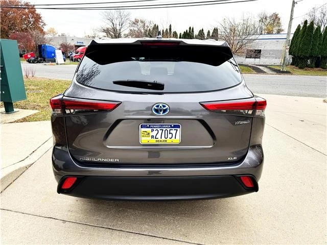 2021 Toyota Highlander - Image 5 of 21