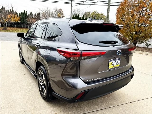 2021 Toyota Highlander - Image 6 of 21