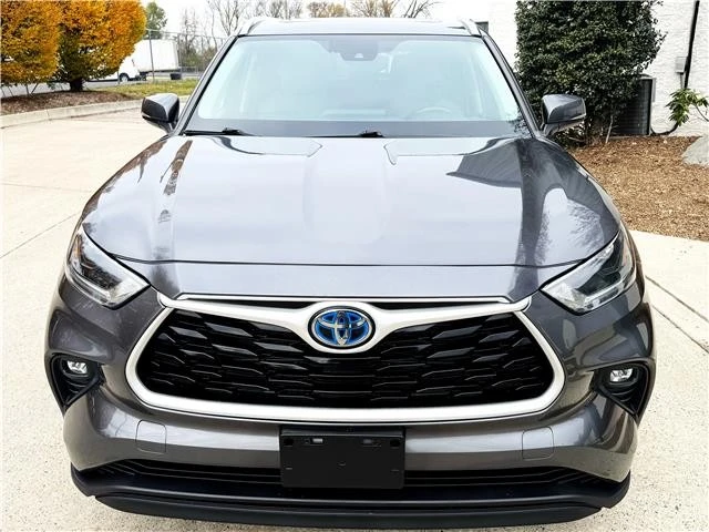2021 Toyota Highlander - Image 11 of 21