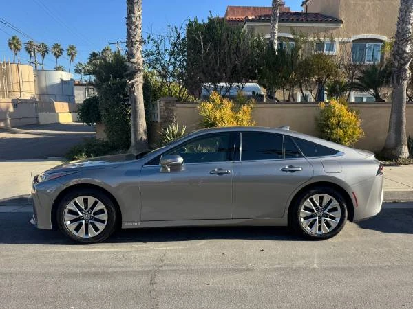 2021 Toyota Mirai - Image 2 of 14