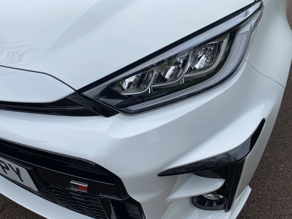 2021 Toyota Yaris - Image 19 of 31