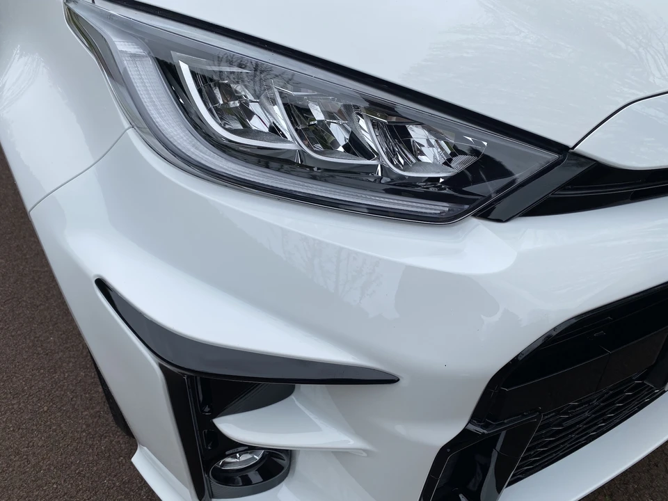 2021 Toyota Yaris - Image 23 of 31