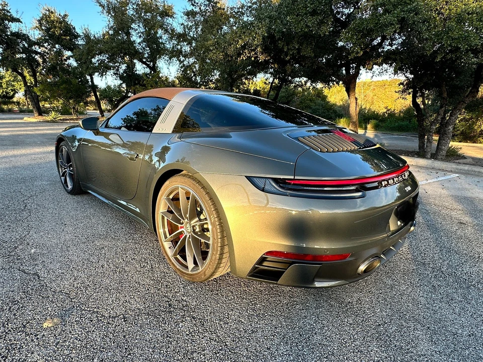 2021 Porsche 992 Targa 4 & 4S - Image 8 of 29