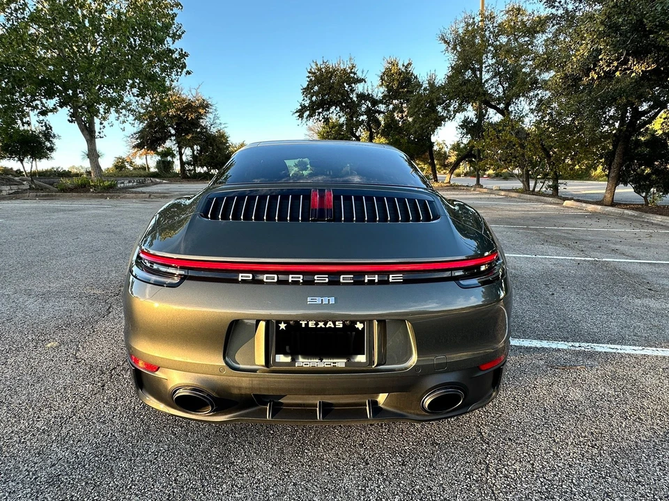 2021 Porsche 992 Targa 4 & 4S - Image 7 of 29