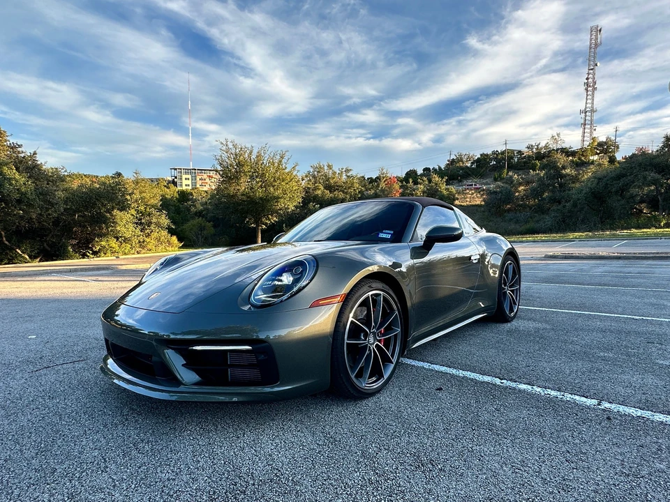 2021 Porsche 992 Targa 4 & 4S - Image 15 of 29
