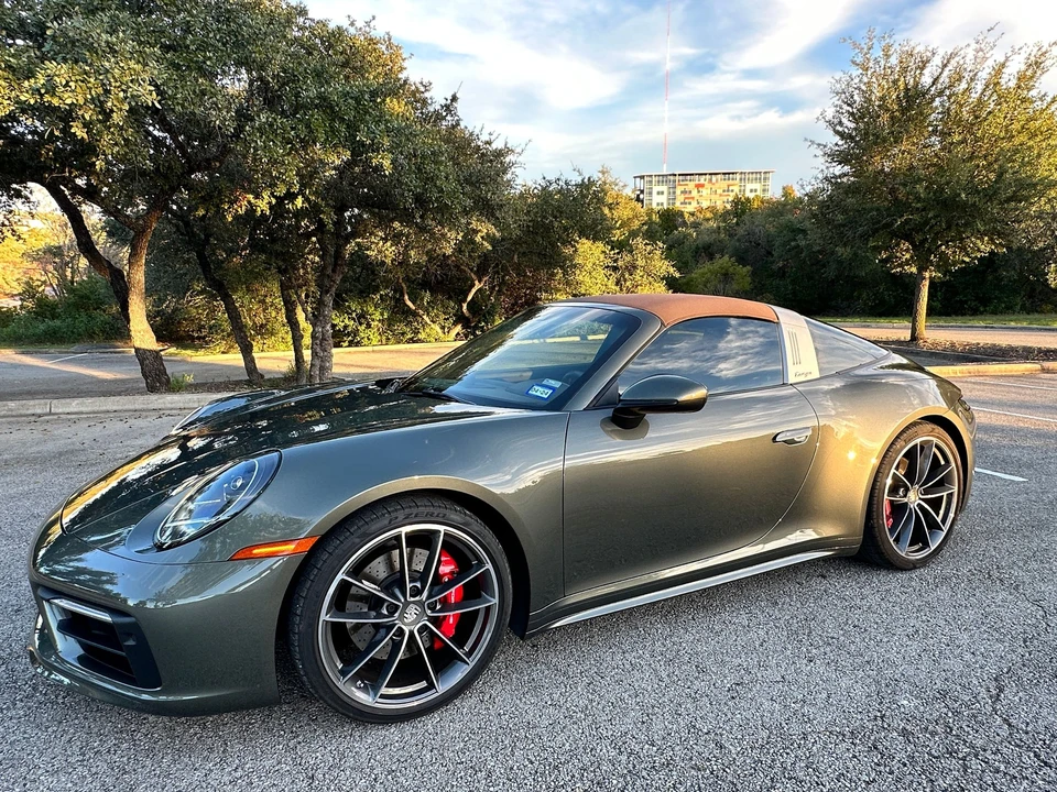 2021 Porsche 992 Targa 4 & 4S - Image 3 of 29