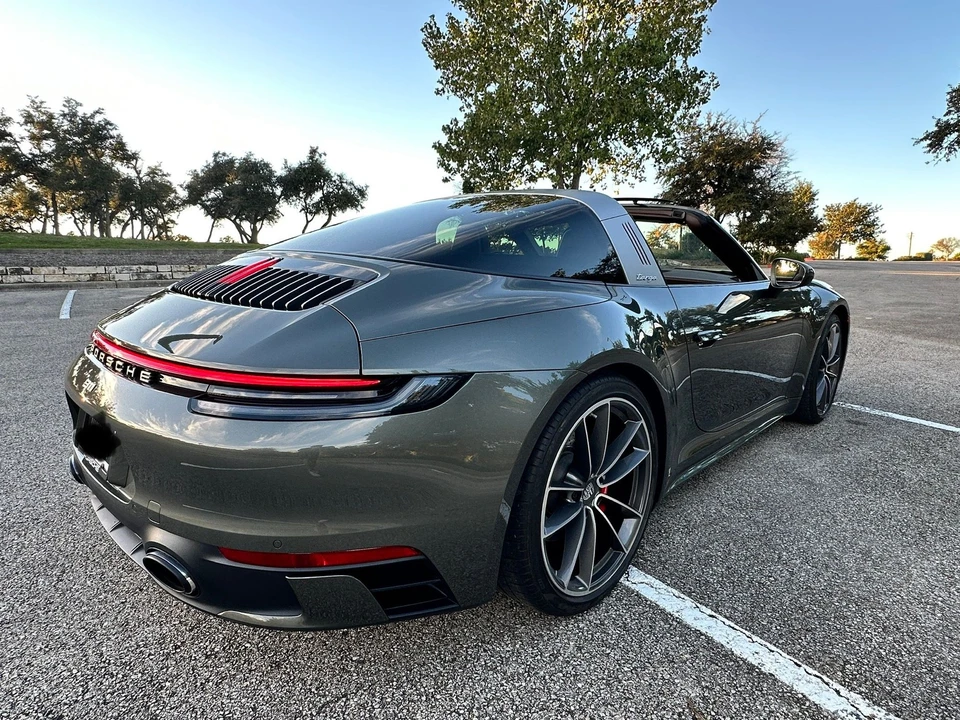 2021 Porsche 992 Targa 4 & 4S - Image 20 of 29