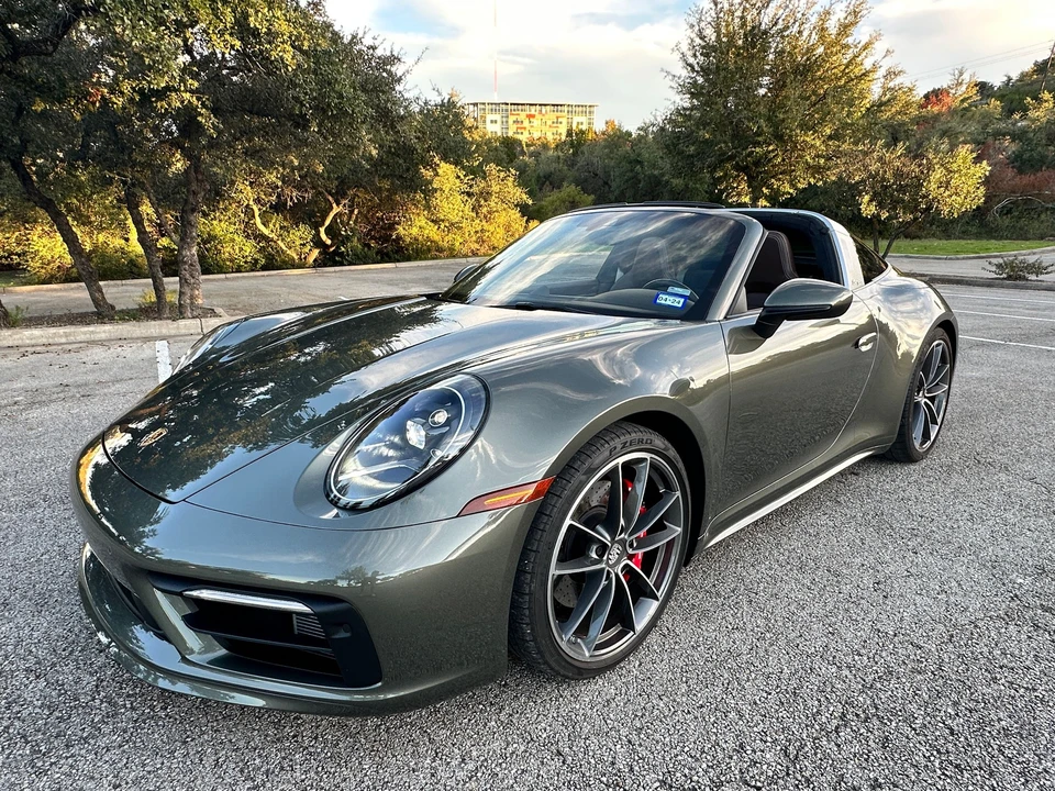 2021 Porsche 992 Targa 4 & 4S - Image 16 of 29