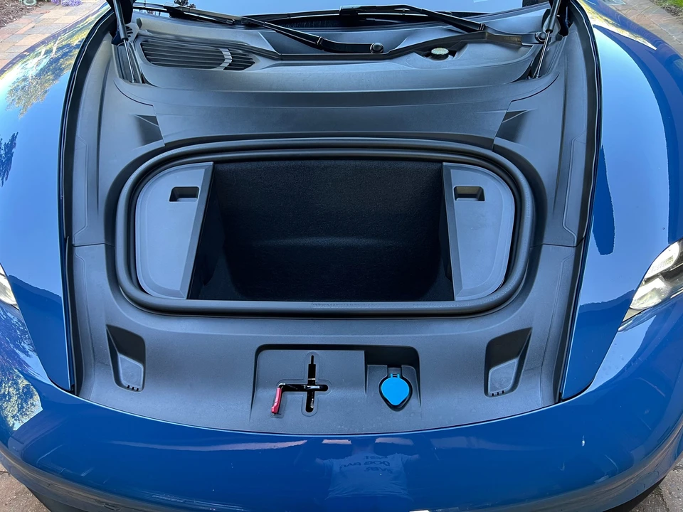 2021 Porsche Taycan 4S - Image 11 of 22