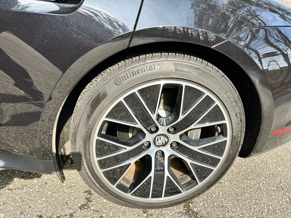 2021 Porsche Taycan - Image 16 of 31