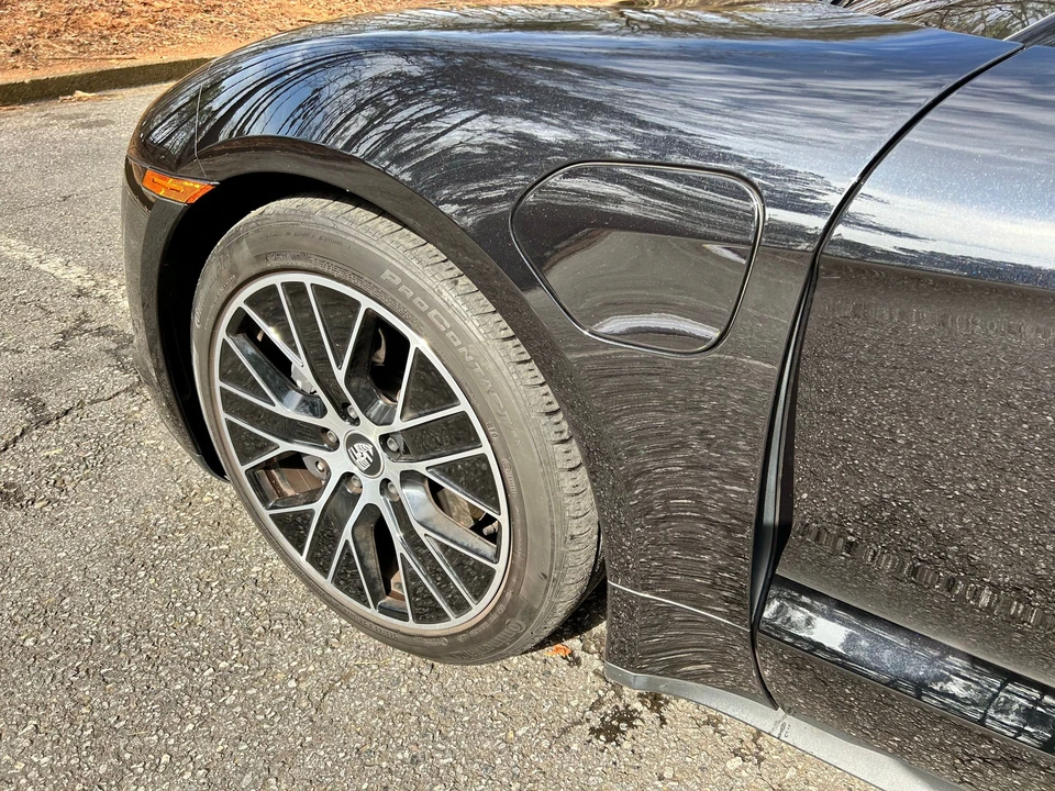 2021 Porsche Taycan - Image 17 of 31
