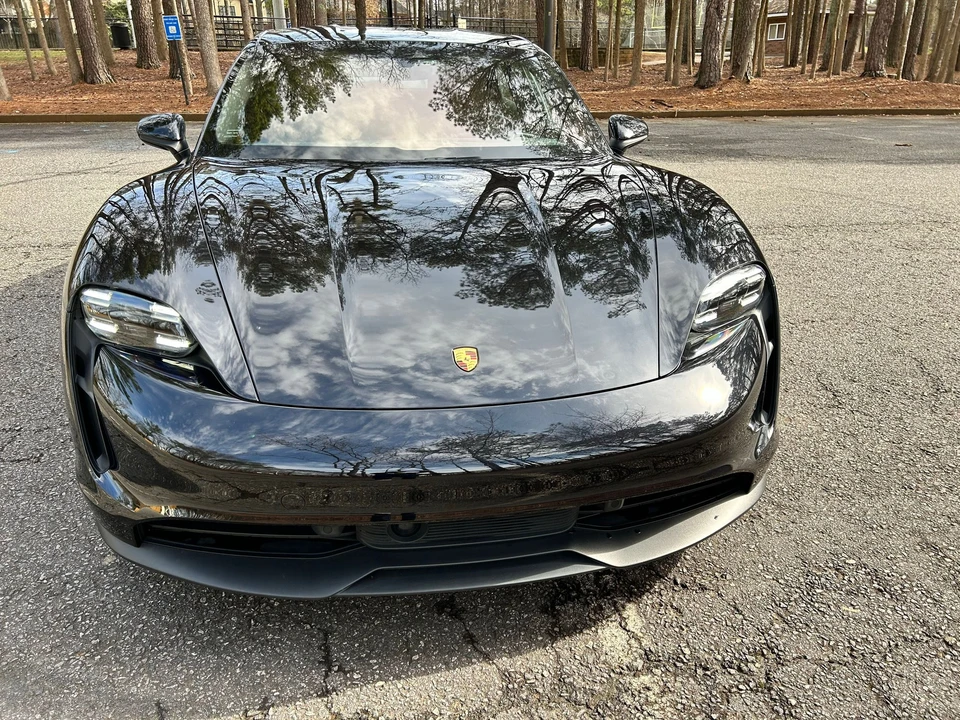 2021 Porsche Taycan - Image 12 of 31