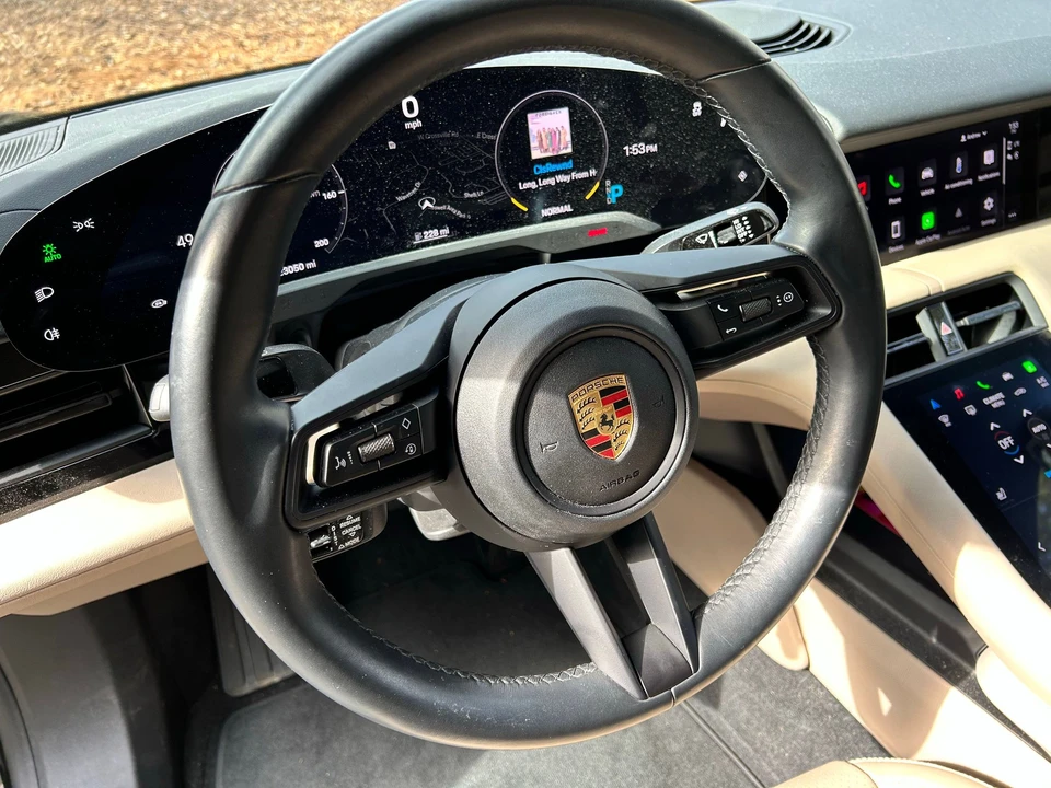 2021 Porsche Taycan - Image 20 of 31