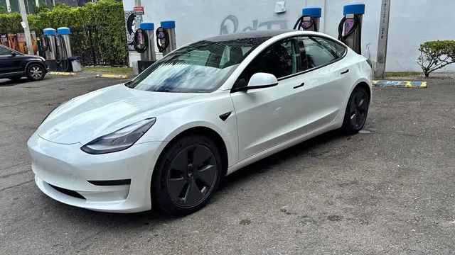 2021 Tesla Model 3 Standard Range