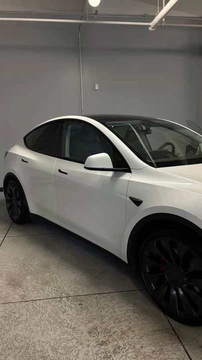 2021 Tesla Model 3 - Image 3 of 4