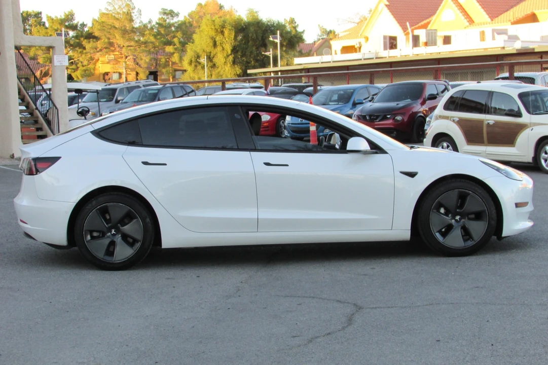 2021 Tesla Model 3 - Image 8 of 21