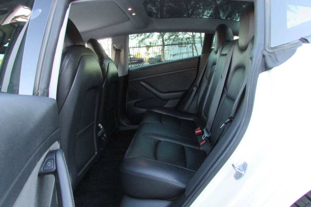 2021 Tesla Model 3 - Image 19 of 21