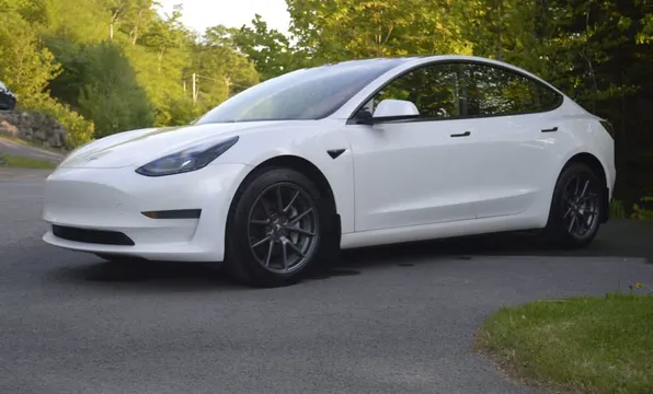 2021 Tesla Model 3 Range Plus