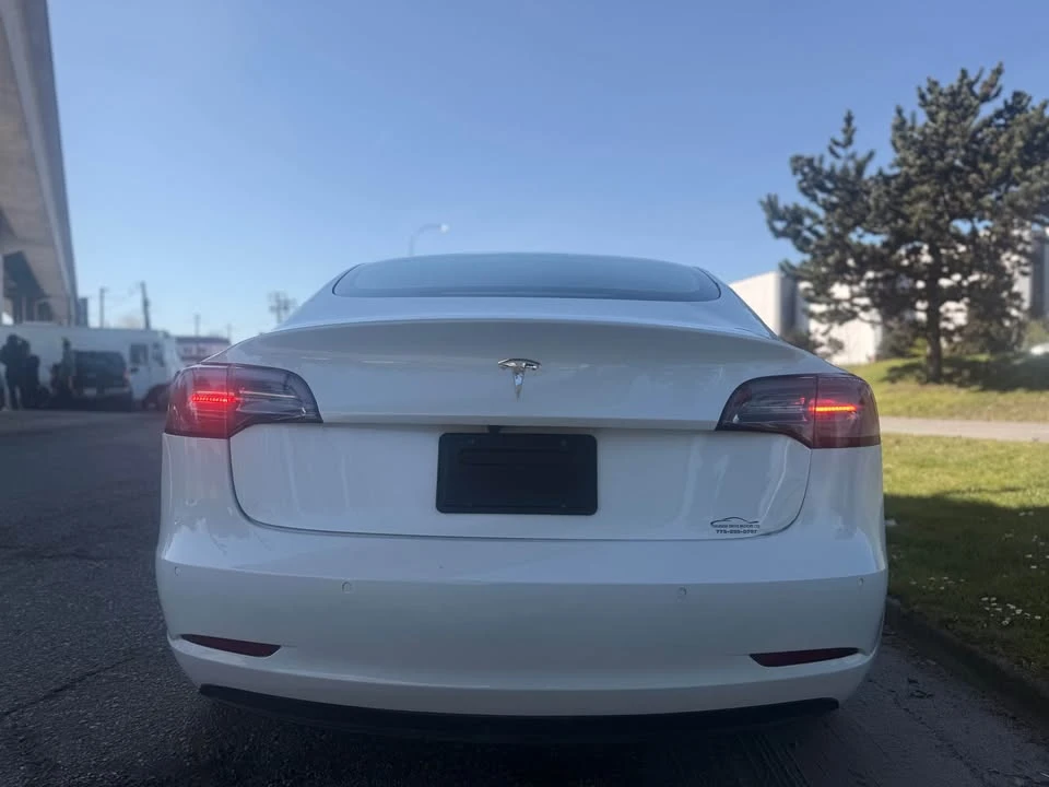 2021 Tesla Model 3 - Image 5 of 18