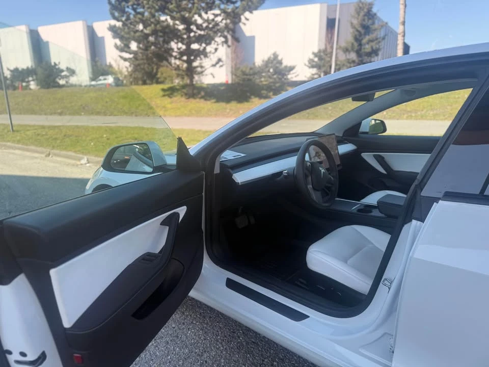 2021 Tesla Model 3 - Image 8 of 18