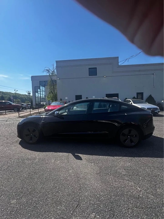 2021 Tesla Model 3 - Image 4 of 10