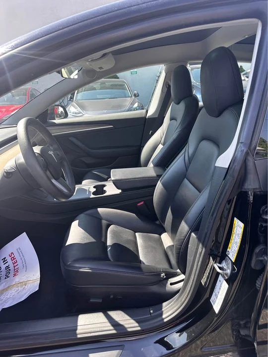 2021 Tesla Model 3 - Image 5 of 10