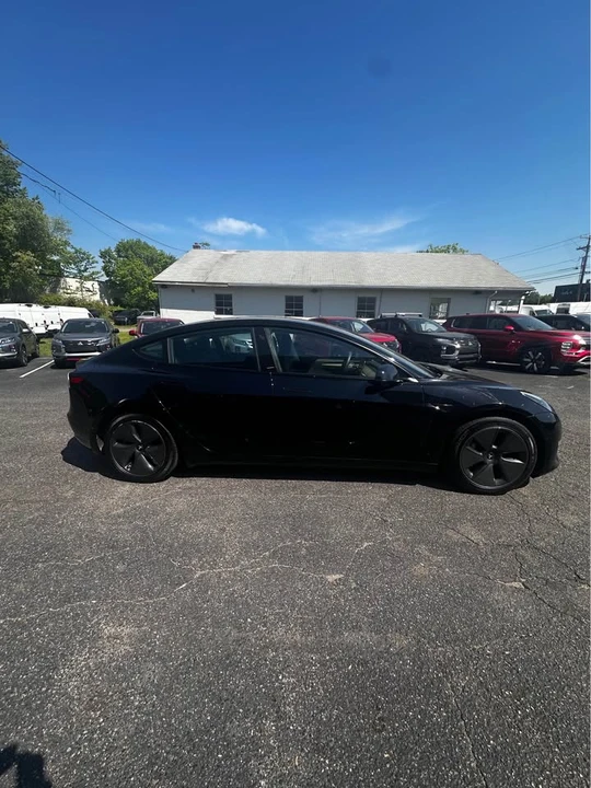 2021 Tesla Model 3 - Image 3 of 10