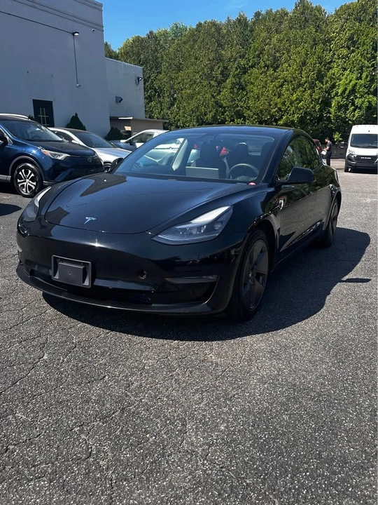 2021 Tesla Model 3 - Image 2 of 10