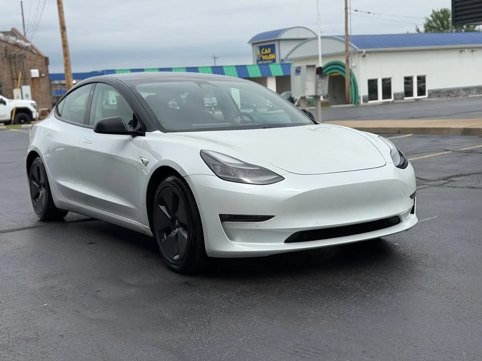 2021 Tesla Model 3 - Image 3 of 17