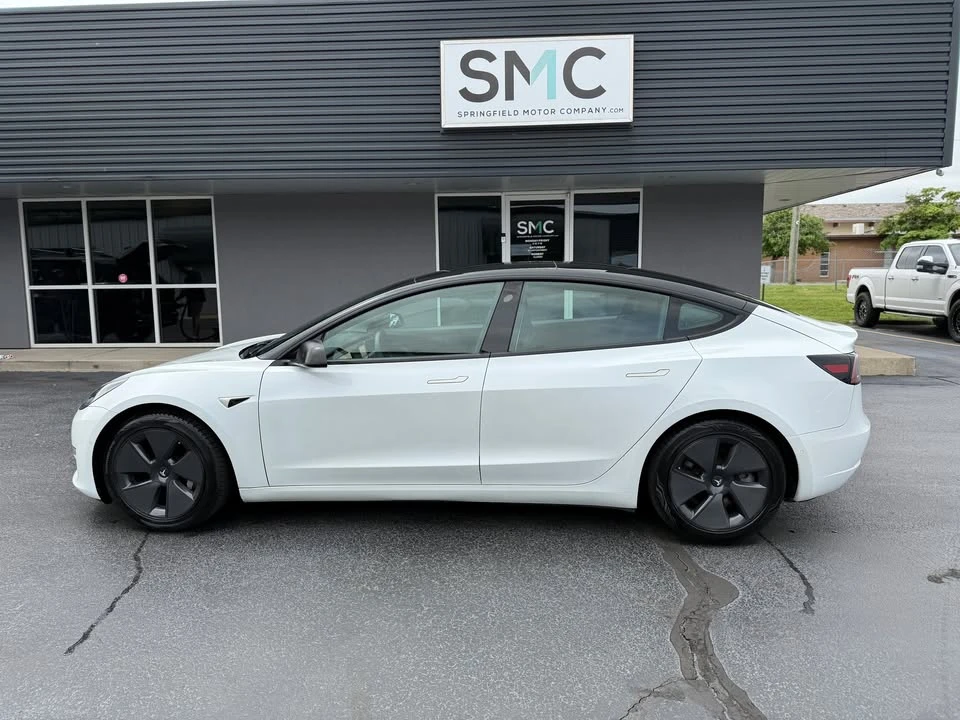 2021 Tesla Model 3 - Image 9 of 17