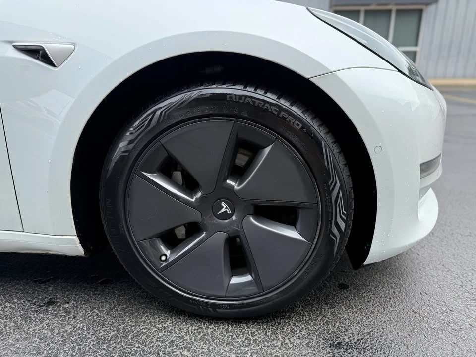 2021 Tesla Model 3 - Image 5 of 17