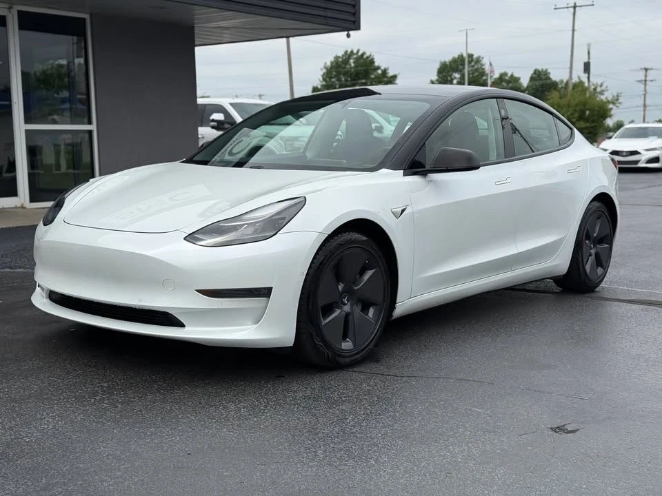 2021 Tesla Model 3 - Image 4 of 17