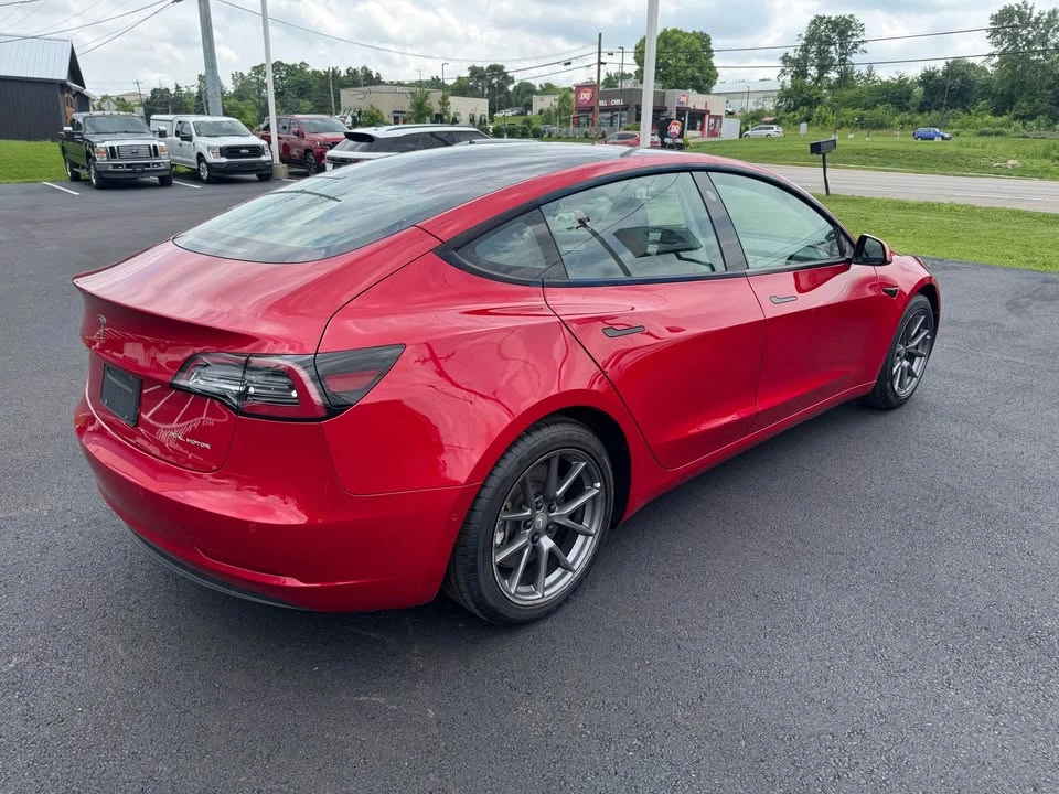2021 Tesla Model 3 - Image 5 of 16