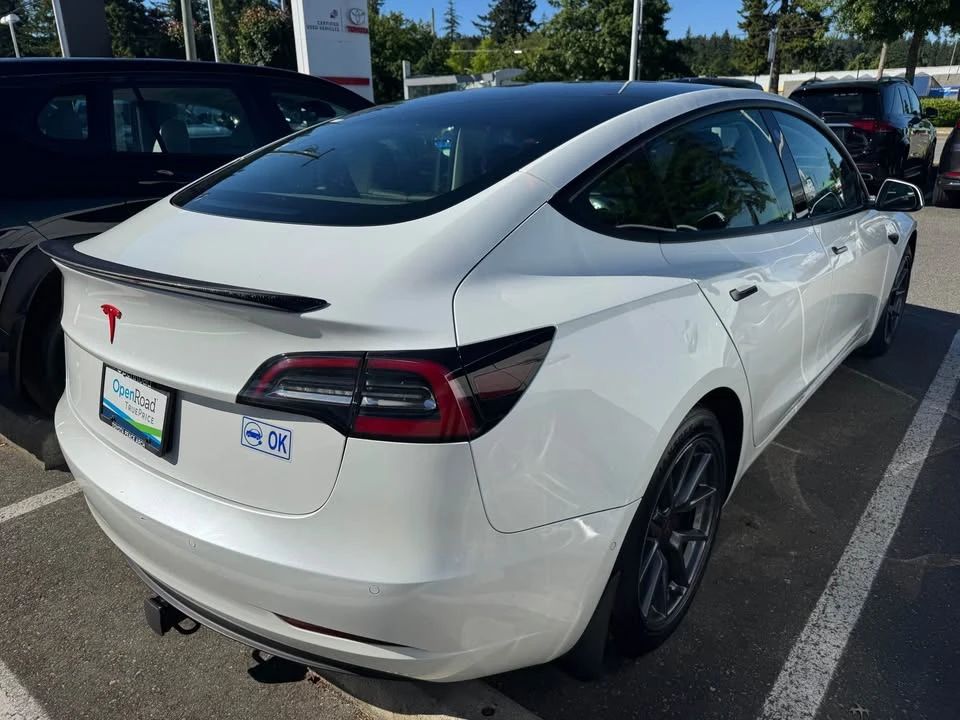 2021 Tesla Model 3 - Image 3 of 8