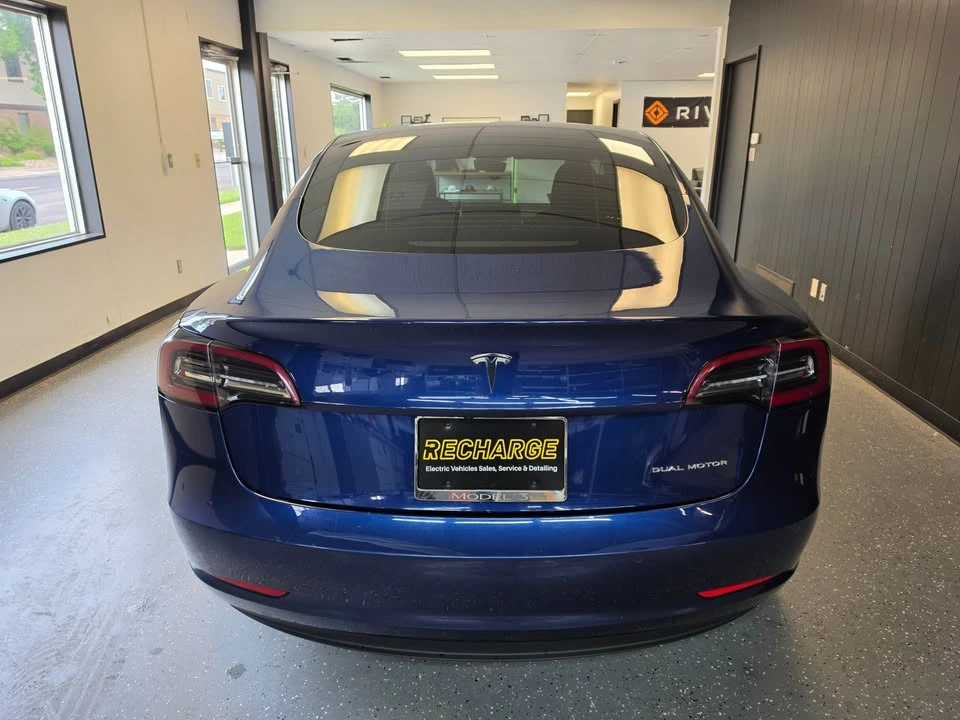 2021 Tesla Model 3 - Image 2 of 16