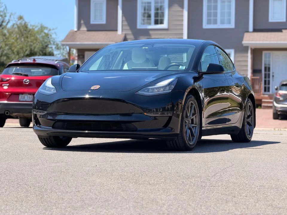 2021 Tesla Model 3 - Image 2 of 13