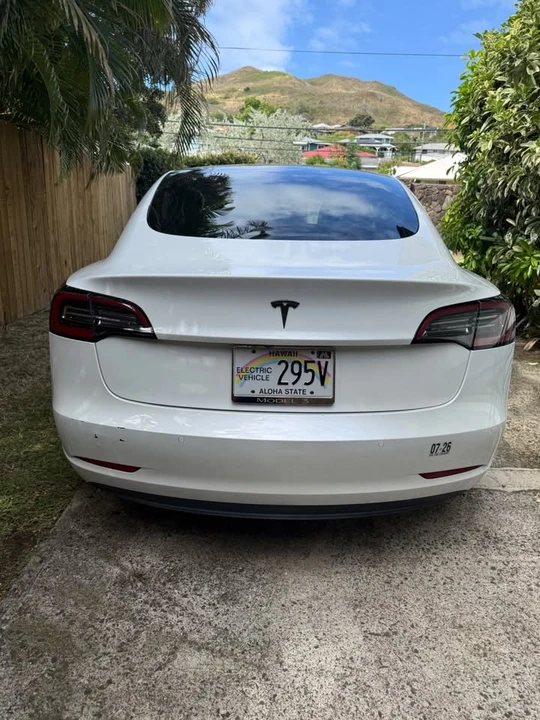2021 Tesla Model 3 - Image 4 of 9