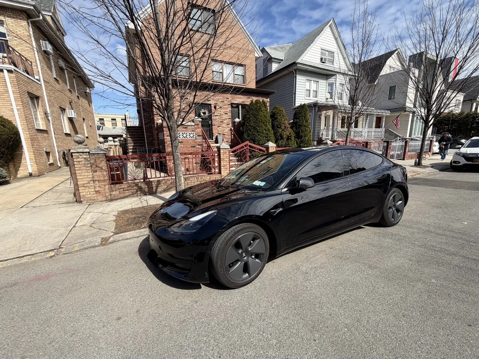 2021 Tesla Model 3 - Image 5 of 8