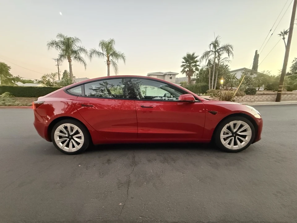 2021 Tesla Model 3 - Image 4 of 20