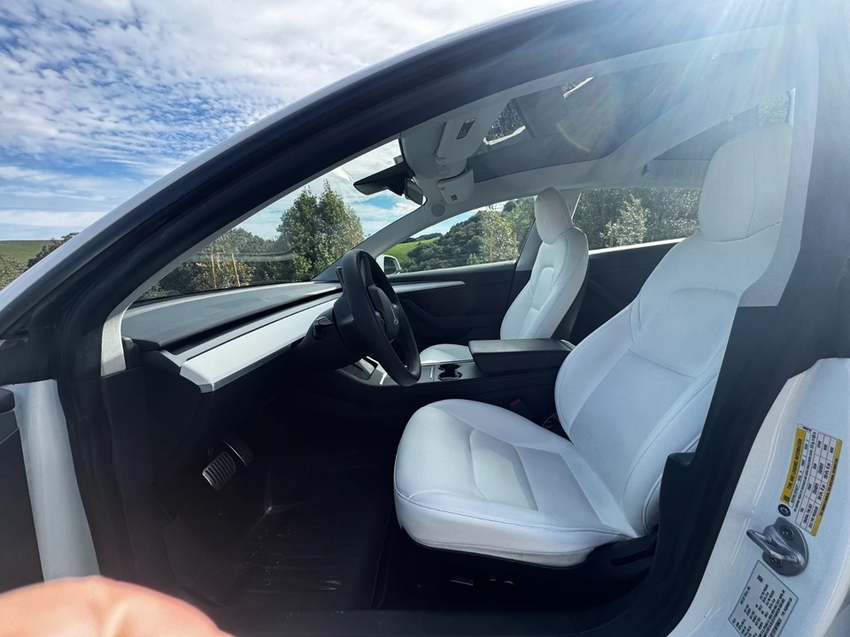 2021 Tesla Model 3 - Image 3 of 7