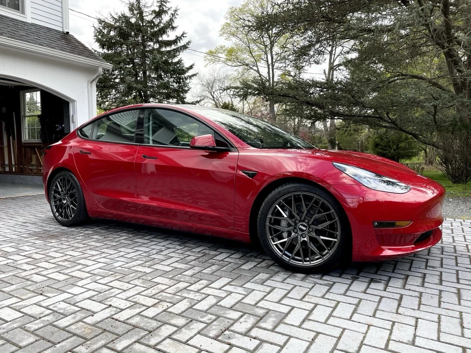 2021 Tesla Model 3 - Image 2 of 5