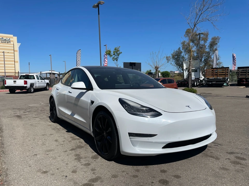 2021 Tesla Model 3 - Image 7 of 21