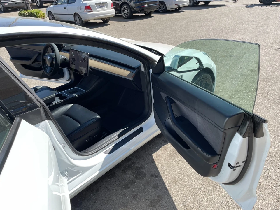 2021 Tesla Model 3 - Image 15 of 21