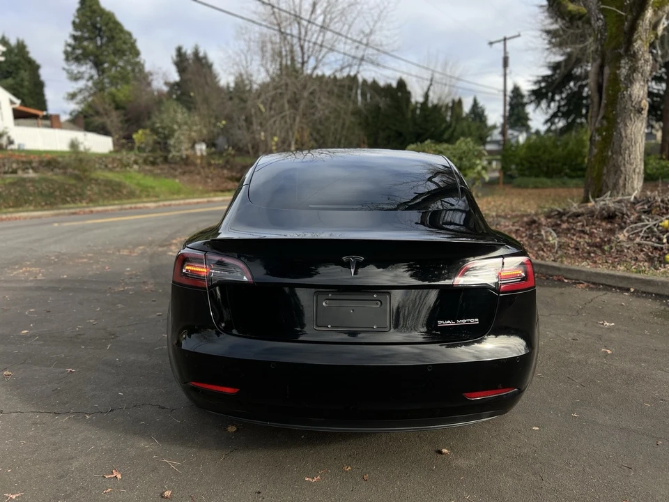 2021 Tesla Model 3 - Image 7 of 17