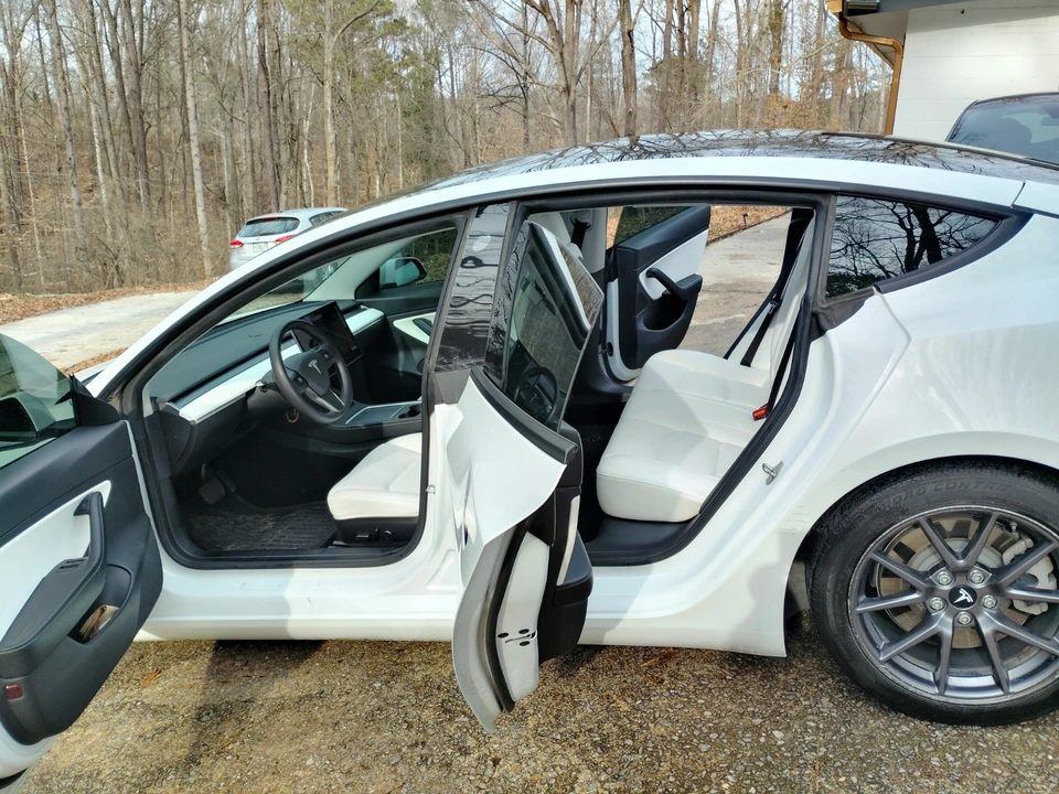 2021 Tesla Model 3 - Image 11 of 13